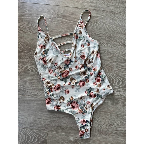 Violet Moon Size Medium Rose Bodysuit - Picture 5 of 8